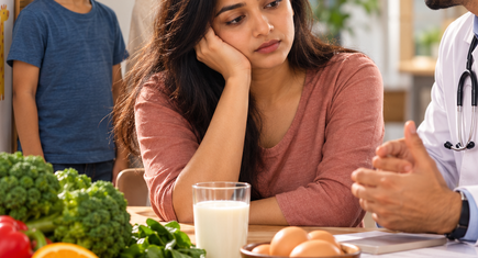 Malnutrition warning signs and nutrient deficiency symptoms